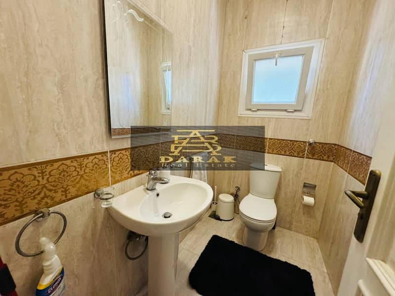 8 WhatsApp Image 2025-09-16 at 14.36. 59_01339aa1. jpg