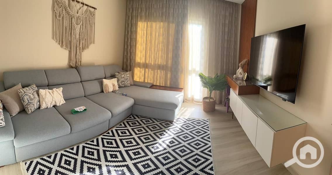 7 7399d14a-3047-48d0-929d-84a001d355d1. jpeg