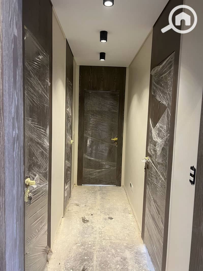 2 6c6b21e3-7036-4838-be64-c5ea817f3836. jpeg