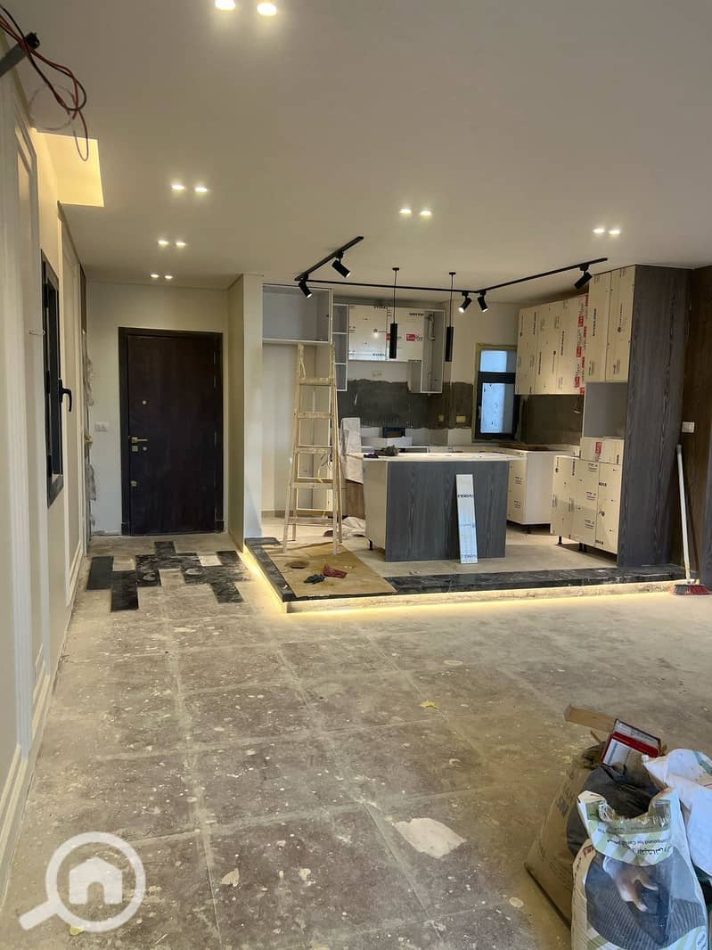 4 56285eb3-36a7-43fb-8680-b87e45b6cf16. jpeg