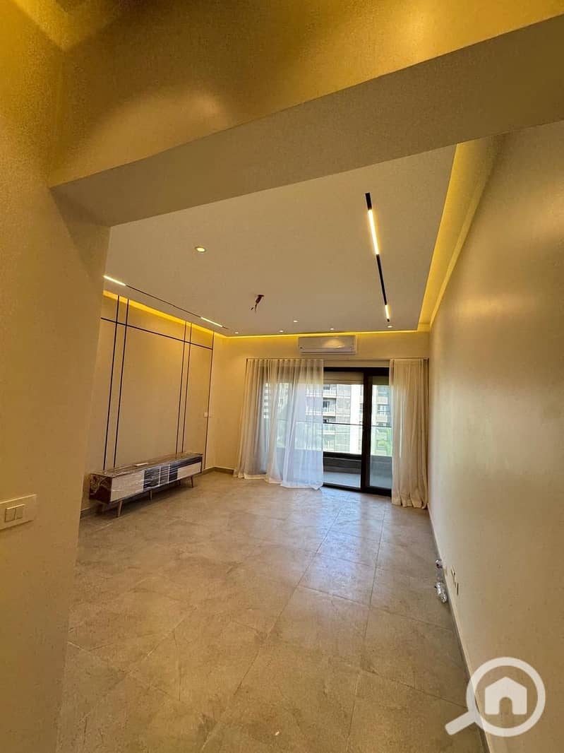 2 6ece5adb-3d69-4dde-a3dc-f51e91971c75. jpg