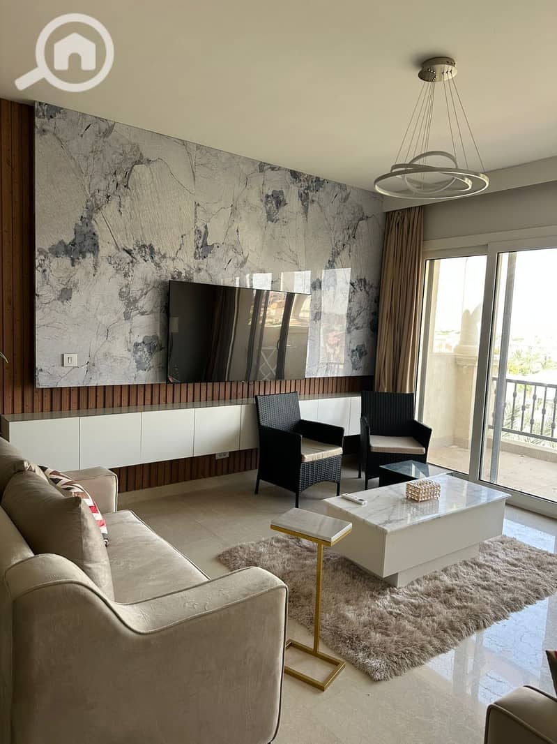 2 2fc72ee9-9f49-46a5-b73d-487b4ee2672c. jpeg