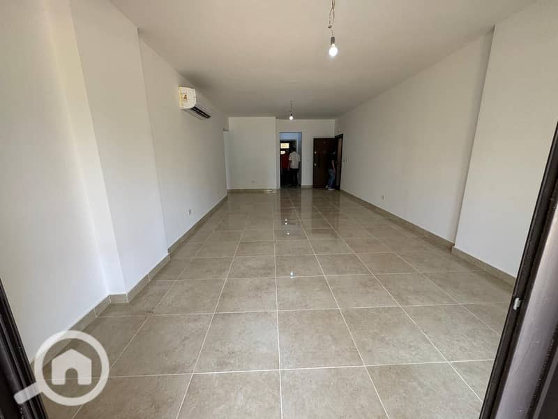 3 1c7641e3-b0bd-4f97-8d1e-26139e4ee253. jpeg