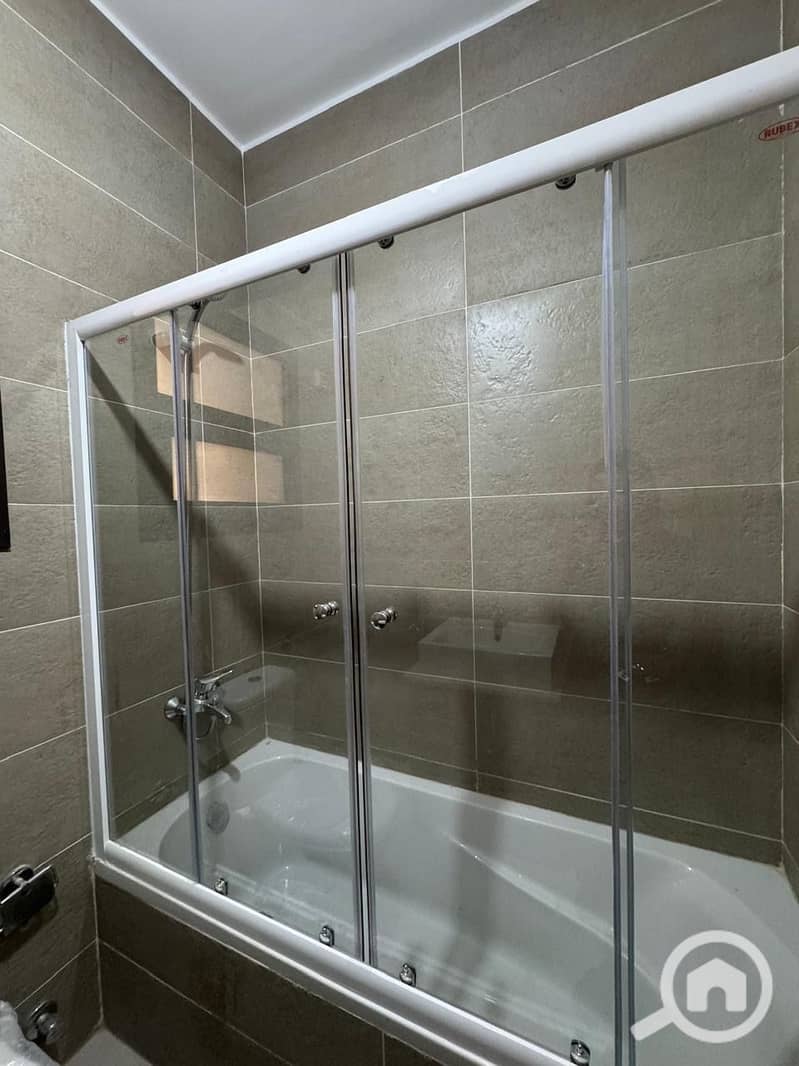 9 07db4d4b-fe27-47f8-9d63-1885217d69e6. jpeg