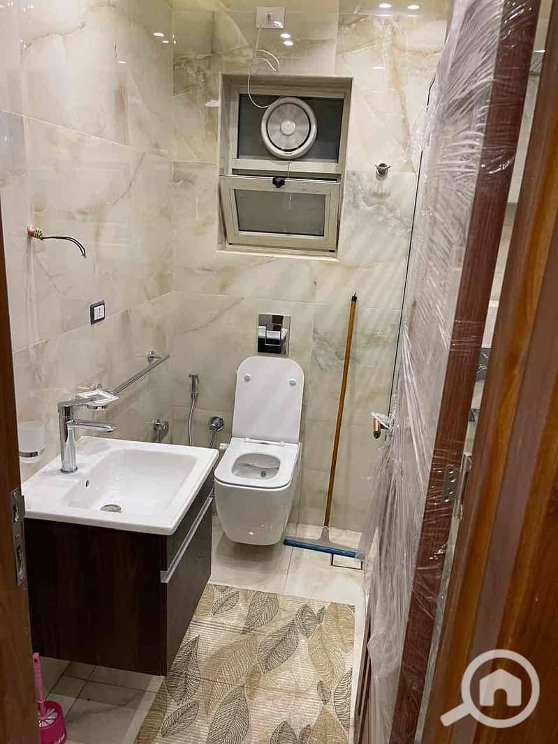 7 93a7f41a-a0eb-4a9b-a453-d1d79d6f961a. jpg