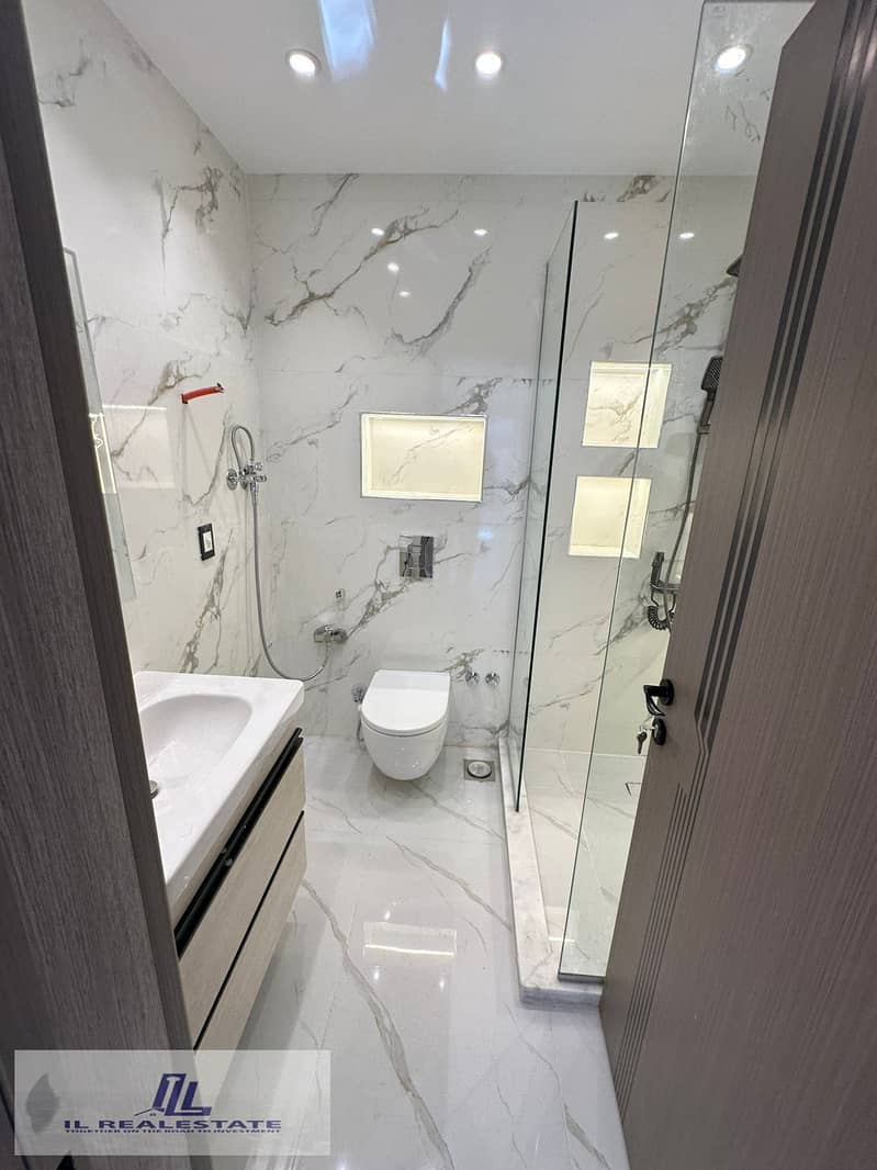 5 WhatsApp Image 2025-10-19 at 4.46. 37 PM. jpeg