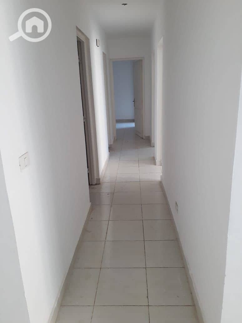 10 bc887cb9-91c6-4a72-adea-a96303f3e16c. jpeg