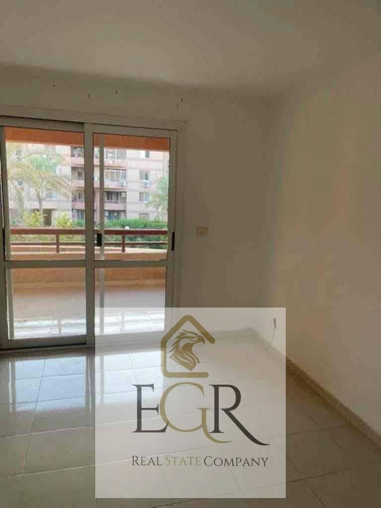 4 0693d194-eae7-46b9-9219-db4ec262e36d. jpg