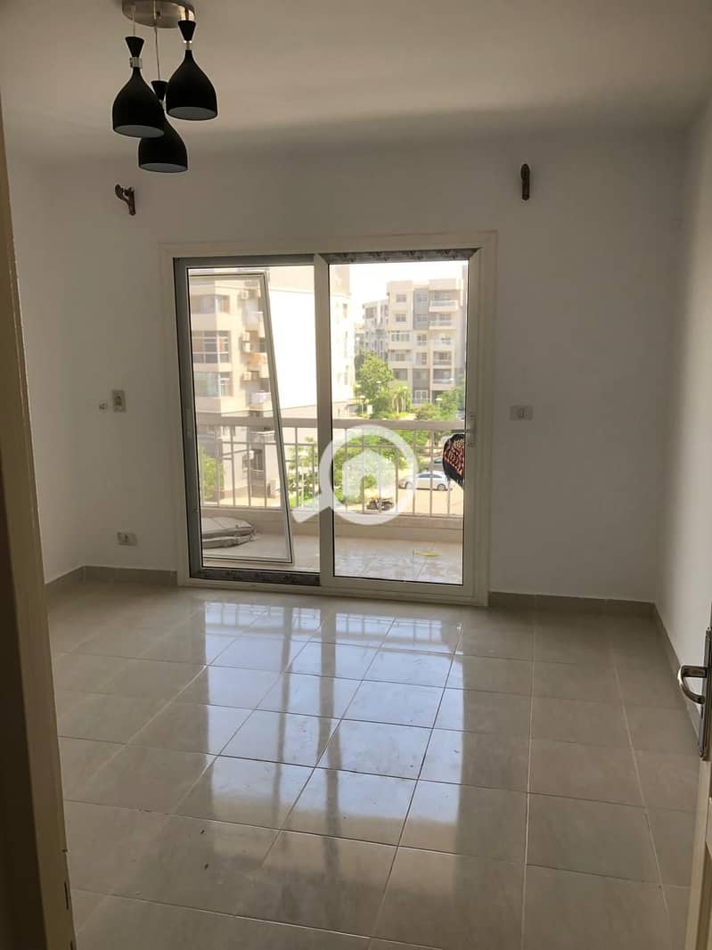 7 d6d8931e-7a7e-443c-9bb7-a00c103cc390. jpg