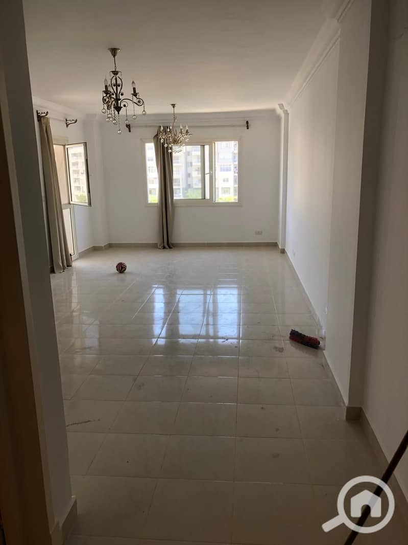 8 df1d1f9a-d3f5-4d8d-be40-2d1f0df6a417. jpg