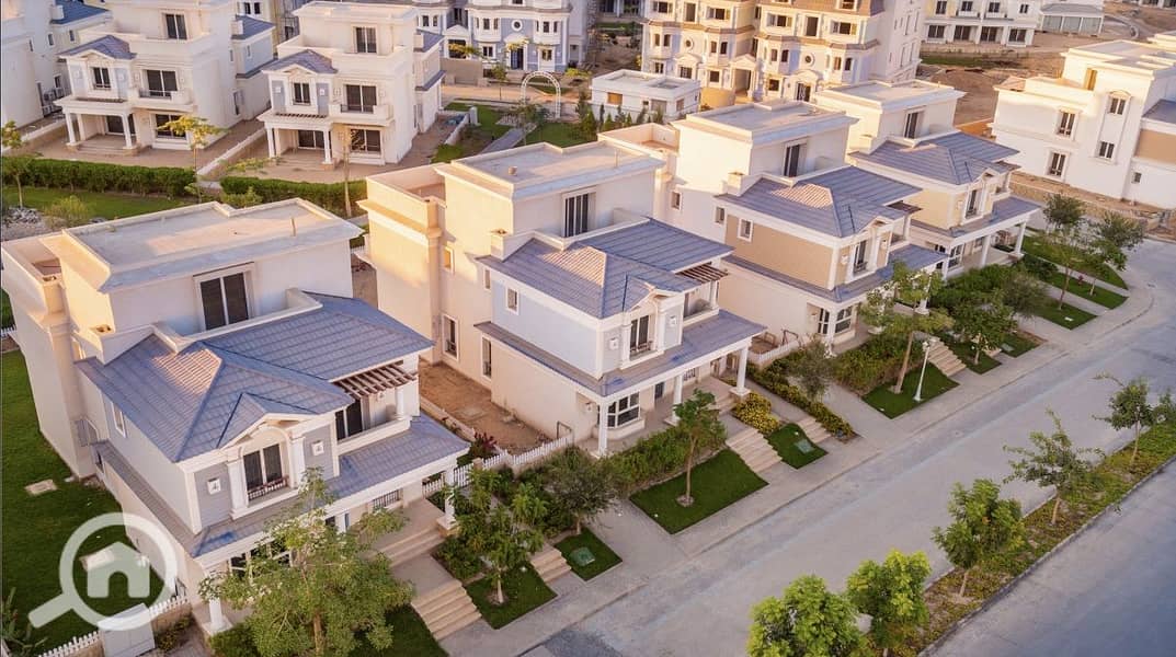 8 Seperate villa in Mountain View Hyde Park. jpg