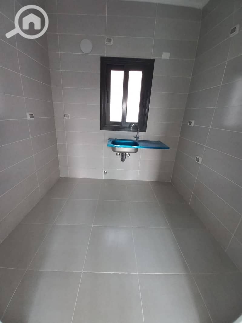 3 3e4f6e62-81c5-478b-8611-1a51e3286c09. jpg