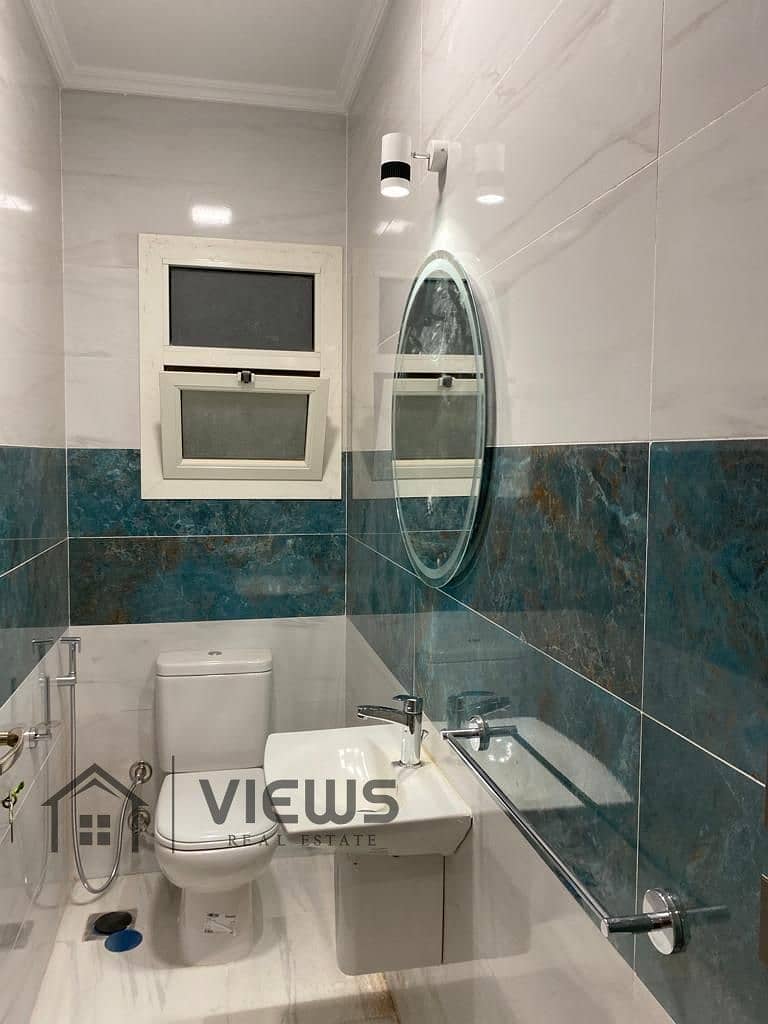 4 WhatsApp Image 2025-10-07 at 12.08. 09 PM. jpeg