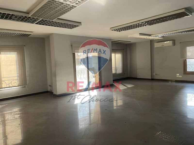 6 WhatsApp Image 2025-10-20 at 3.00. 49 PM (3). jpeg