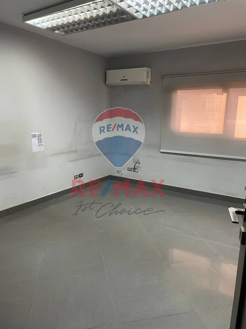 9 WhatsApp Image 2025-10-20 at 3.00. 49 PM. jpeg