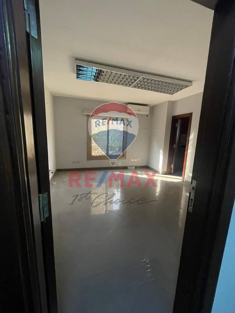 13 WhatsApp Image 2025-10-20 at 3.00. 48 PM. jpeg