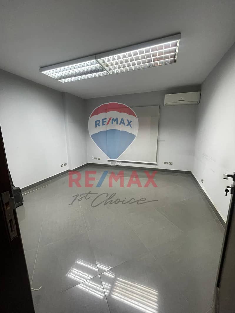 19 WhatsApp Image 2025-10-20 at 3.00. 46 PM (3). jpeg