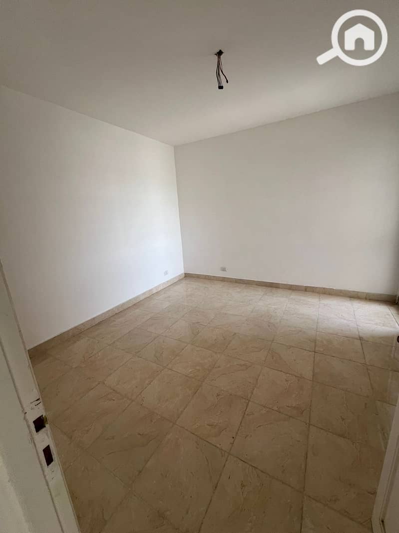 5 ab58e5ce-cae3-46b9-ae6f-09663e4da9f3. jpg