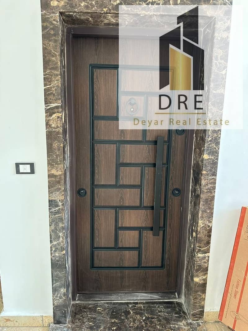 8 86b6bfa8-f553-4944-ae79-a146d8337435. jpg