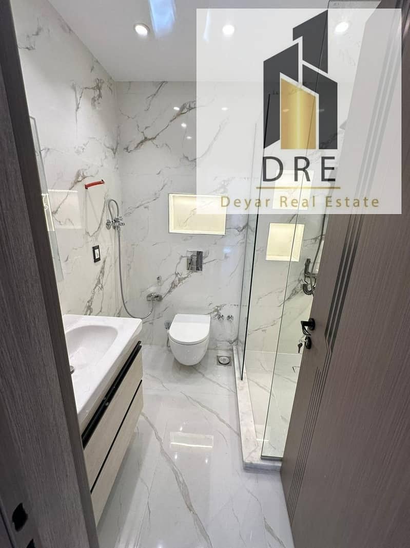 16 f8276fca-3cfe-4c26-98c0-041c2045a62f. jpg