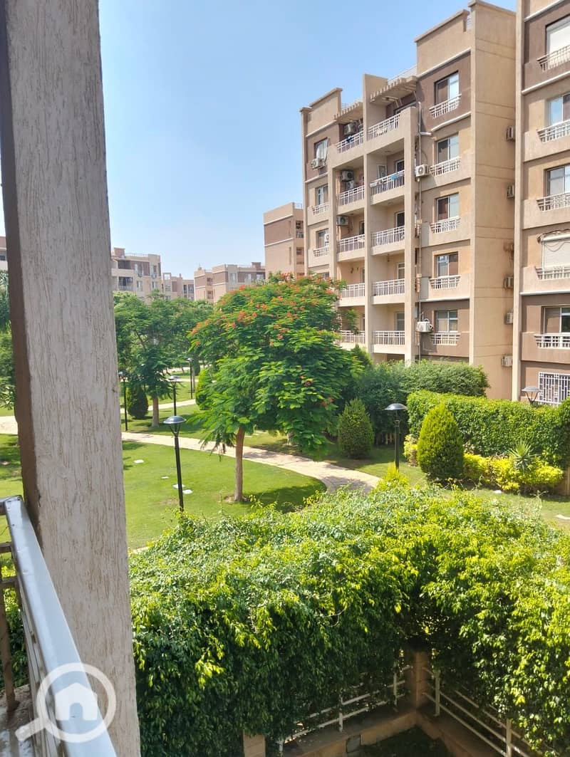 8 1ac7ff2d-b853-4125-a6aa-db208cd95576. jpg