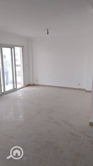 3 50956290_2102951553092495_683199760579952640_n. jpg