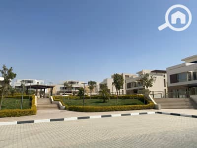 5 Bedroom Twin House for Sale in 6th of October, Giza - WhatsApp Image 2025-04-07 at 8.05. 54 PM. jpeg