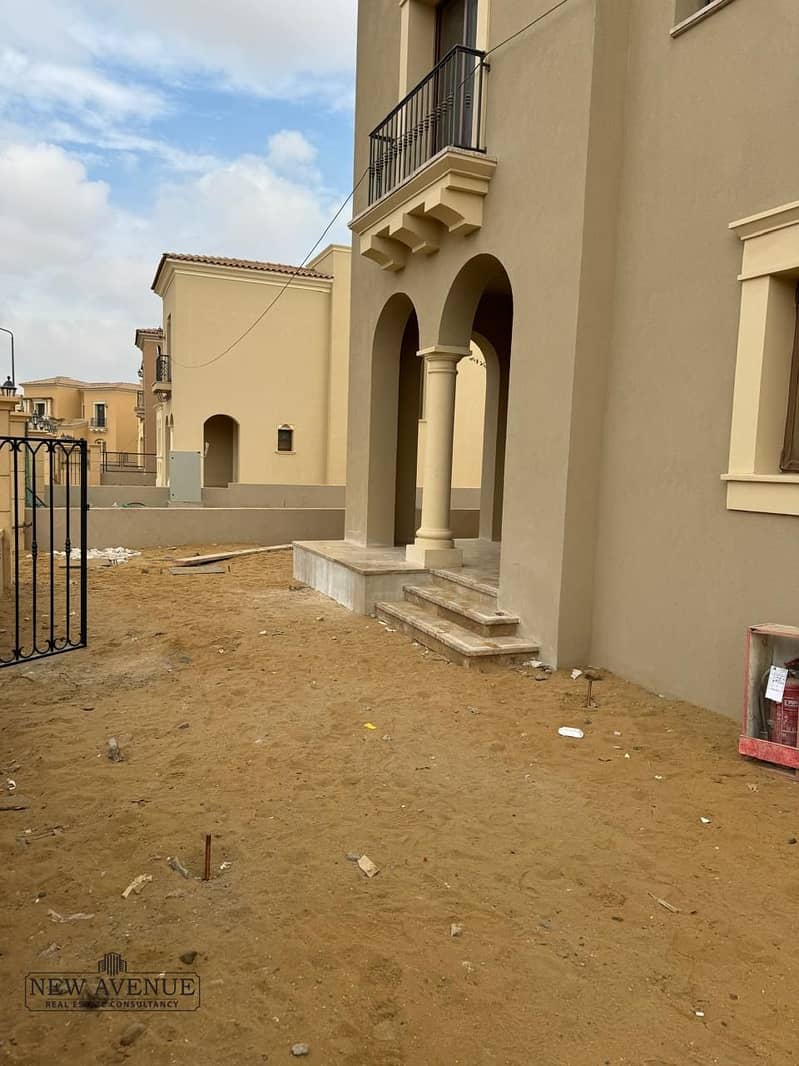 11 WhatsApp Image 2025-10-20 at 15.11. 12 (3). jpeg