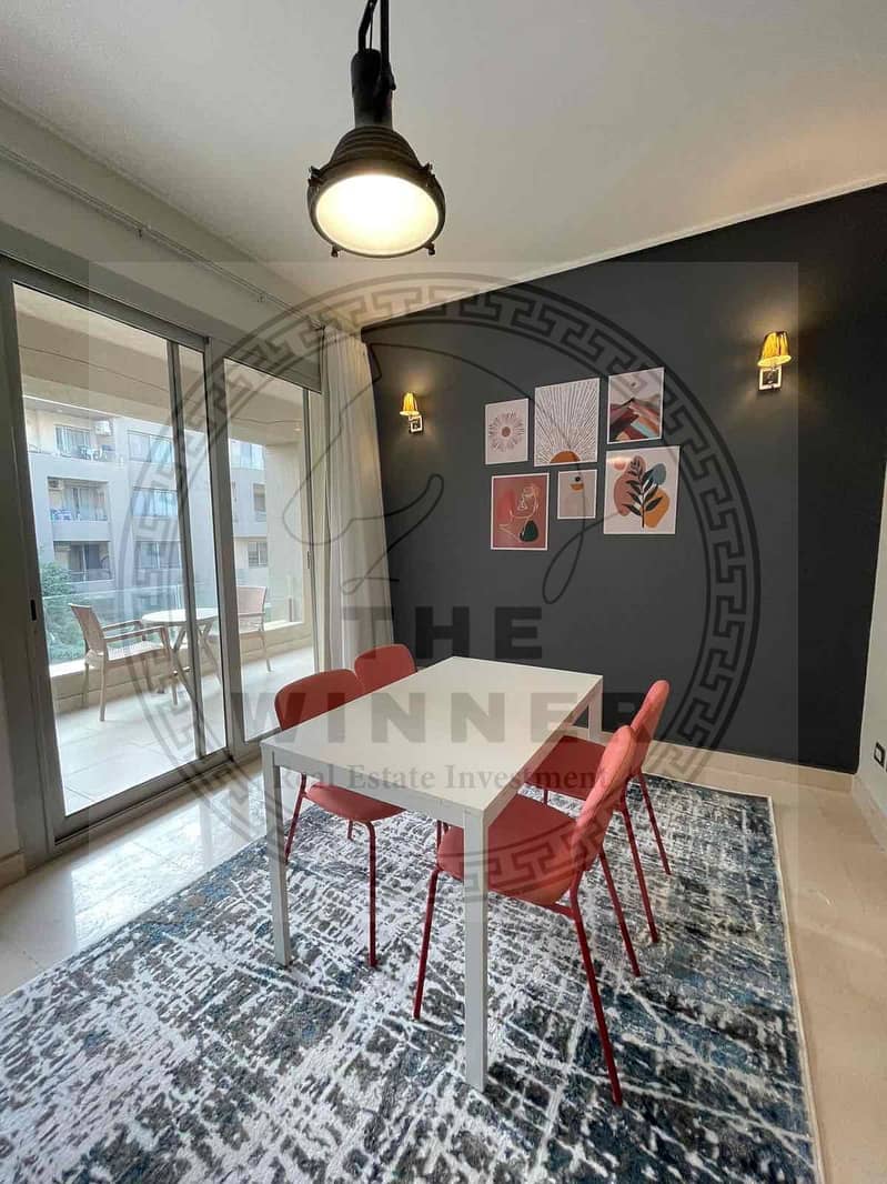 2 e82eae2c-5ffb-4389-b645-92ae1e1a2cfc. jpg