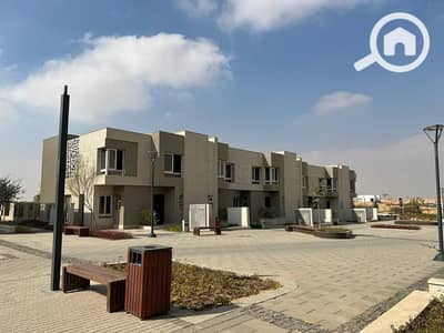 3 Bedroom Townhouse for Sale in 6th of October, Giza - 468896389_789678426625606_1101980126743101857_n. jpg