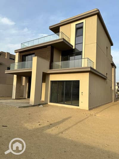 5 Bedroom Villa for Sale in Sheikh Zayed, Giza - 484721392_1371420173996514_493870151174553922_n - Copy. jpg