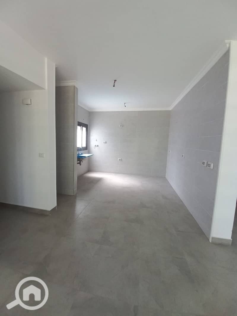 9aff9d14-38a9-4208-b7d4-f7c60e942a71. jpg 9aff9d14-38a9-4208-b7d4-f7c60e942a71. jpg