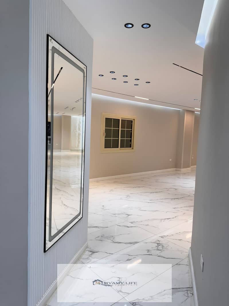 5 WhatsApp Image 2025-10-20 at 2.51. 16 PM (2). jpeg