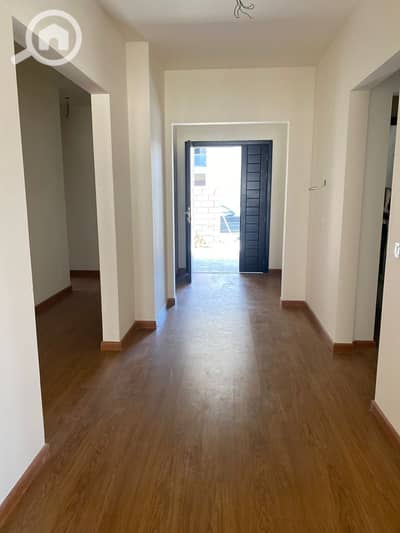 3 Bedroom Flat for Sale in 6th of October, Giza - 476094677_1984018782075228_262160155122086925_n. jpg 3 Bedroom Flat for Sale in 6th of October, Giza - 476094677_1984018782075228_262160155122086925_n. jpg