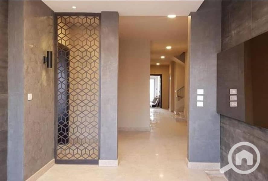 7 bae80b68-1632-4fe0-8ccf-ce8fea3729a4. jpg