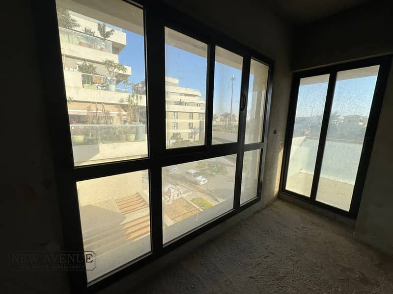 3 WhatsApp Image 2025-10-20 at 3.52. 52 PM (2). jpeg