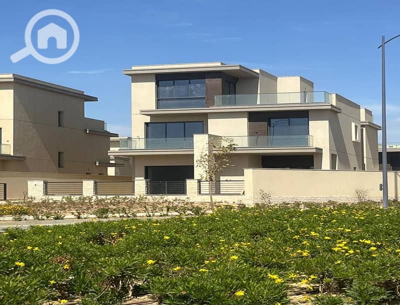 2 9fbea424-12bc-4437-a5b1-647f9d80c760. jpg