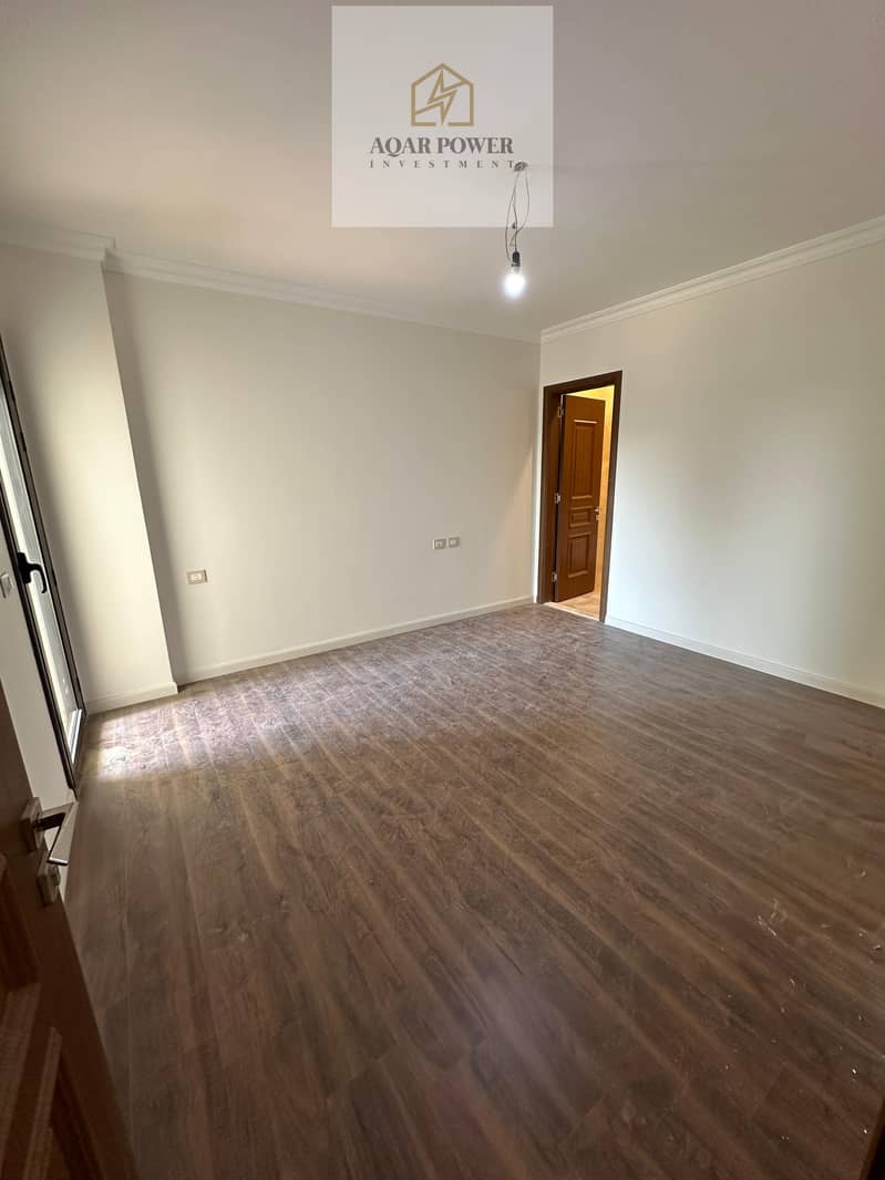 5 WhatsApp Image 2025-09-24 at 3.42. 59 PM (1). jpeg