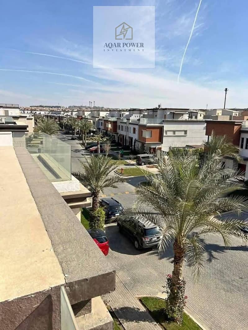 7 e61e57f7-bdd3-4335-baef-4c6009e9be84. jpeg