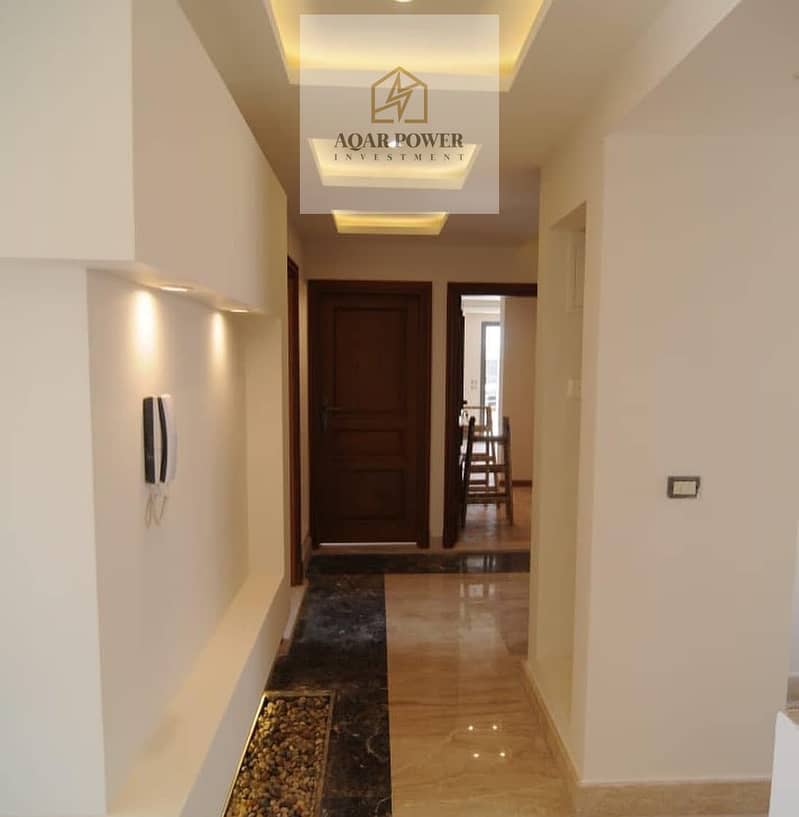 2 4a395995-610c-49f4-ab94-7865a09c302d. jpeg