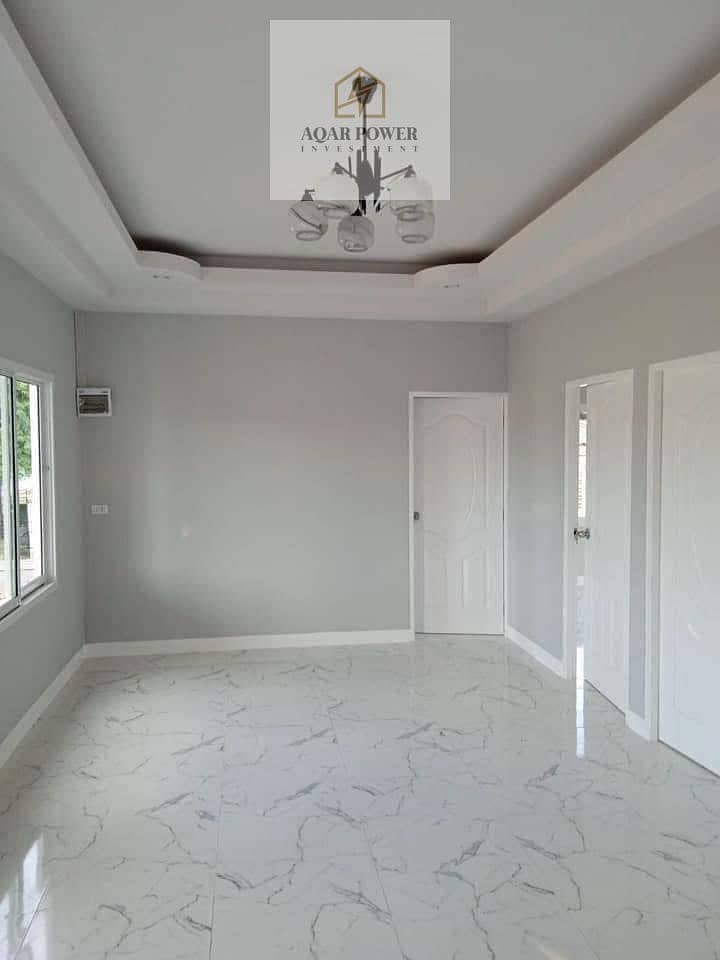 3 7048a47a-22f1-4917-9f58-d6fc5dd5a8ce. jpeg