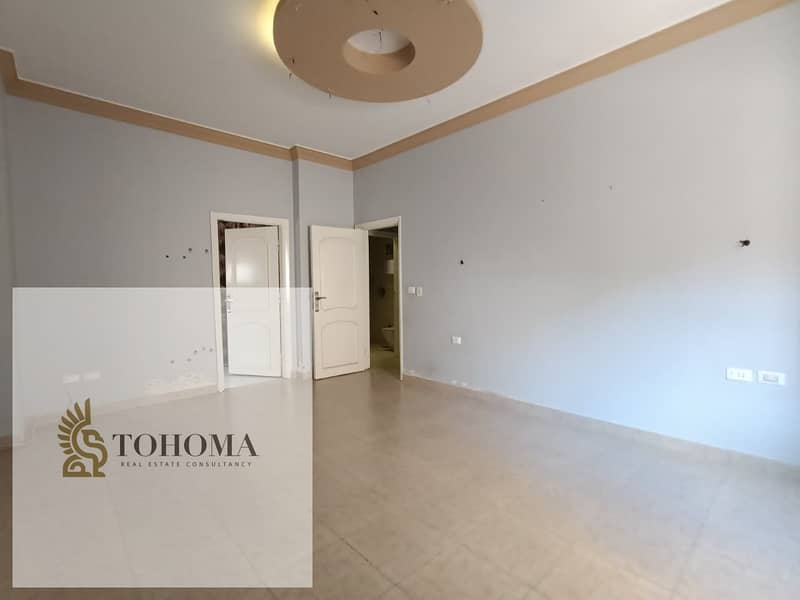 8 29e6153b-4952-495d-aa78-7927c743407d. jpg