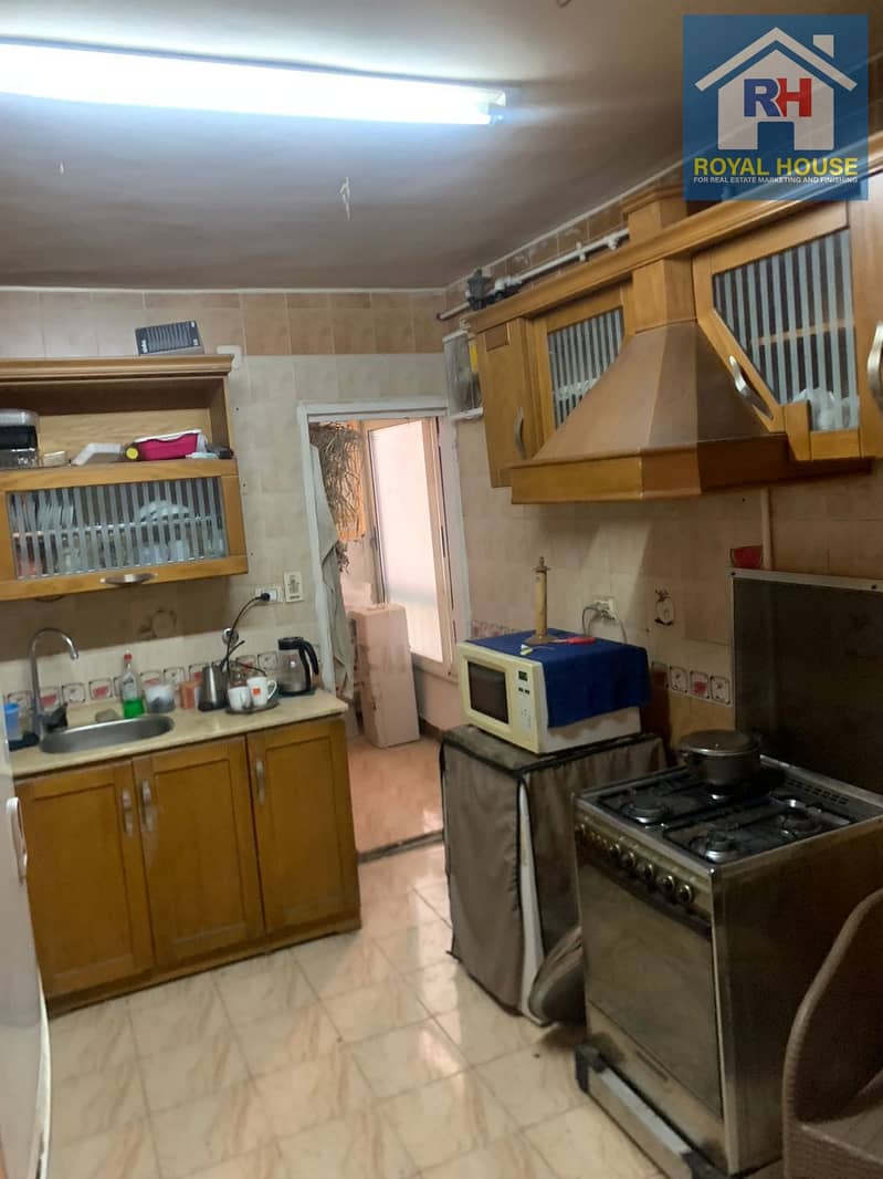 6 6988e99f-bbdf-418d-940c-a8188463eda8. jpeg