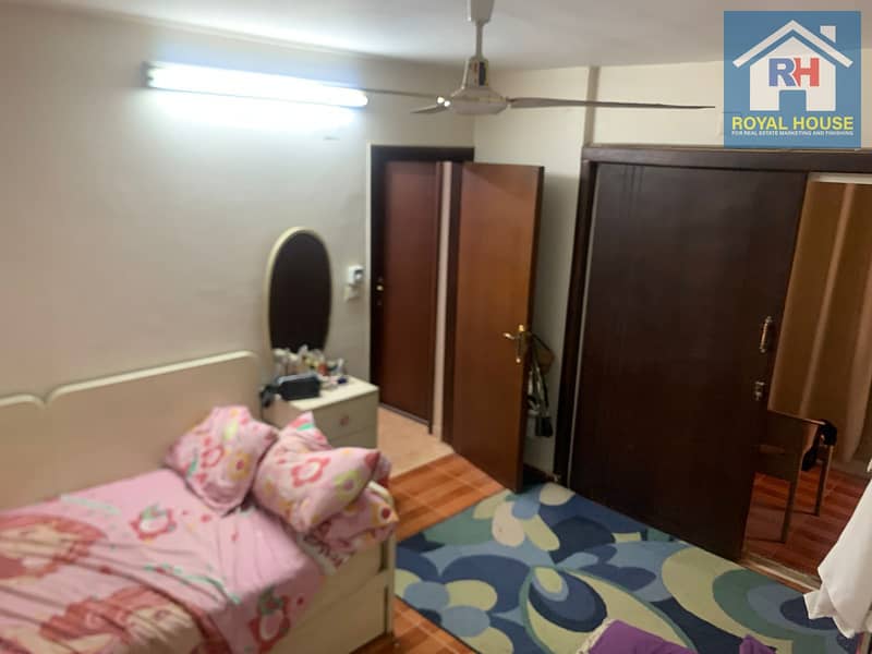 7 aafc7537-9114-45e0-aae9-6311bc15aad2. jpeg