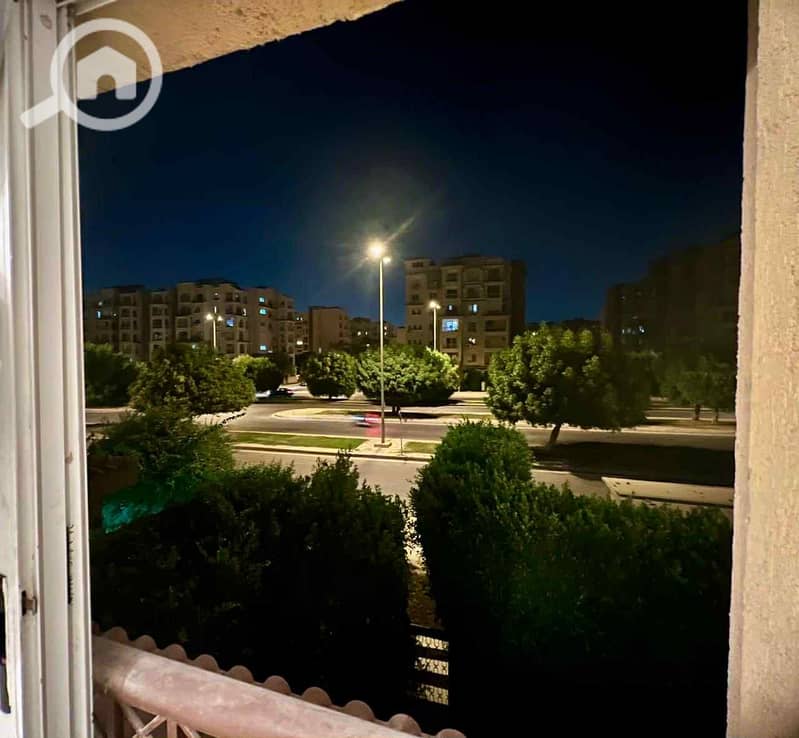 3 8bc8c45e-e72c-4be4-af5d-e2c2682a7259. jpg