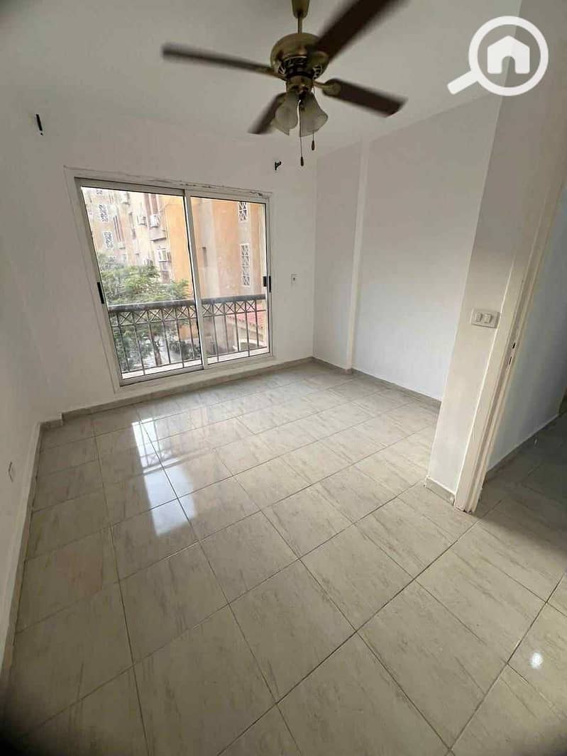 8 687824fc-1e99-4701-98ce-f998b2f76d40. jpg