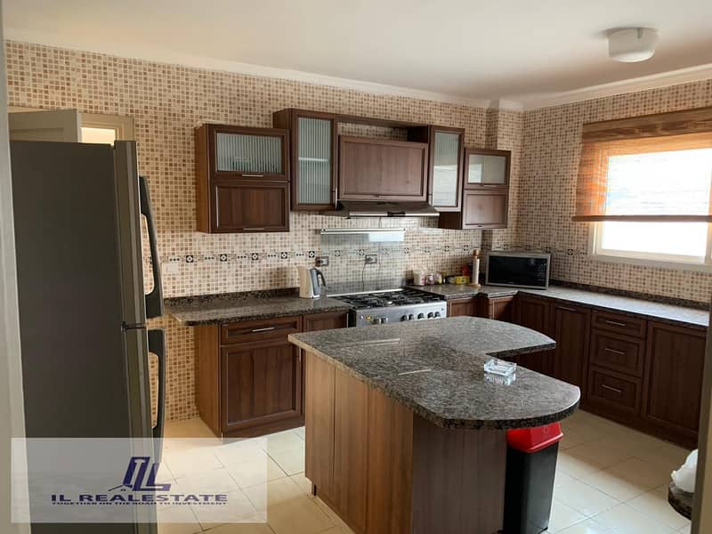 3 81ddb80f-f83a-4a29-a5b8-2588fad34f09. jpg