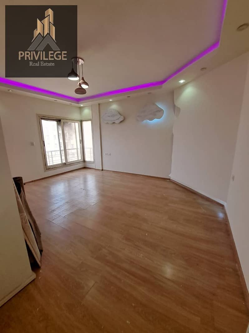 4 WhatsApp Image 2025-10-16 at 17.15. 10_ae390940 - Copy. jpg