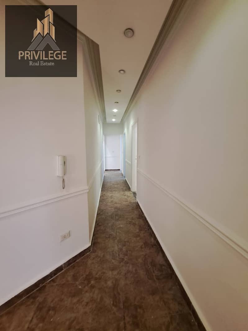 8 WhatsApp Image 2025-10-16 at 17.15. 17_eadfdb80 - Copy. jpg