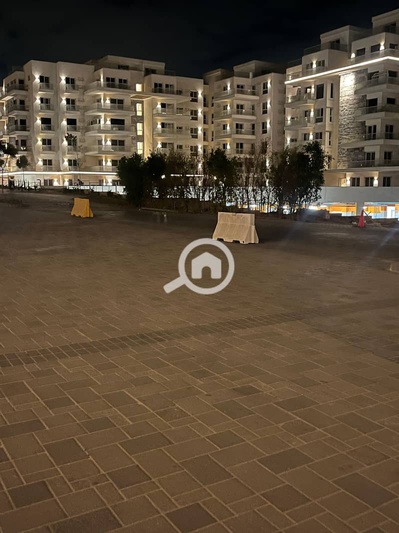 13 9ca796e0-dc21-4df2-a730-81346fb31d31. jpg